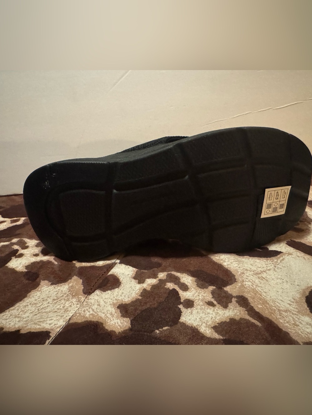 Womens new Black Skechers